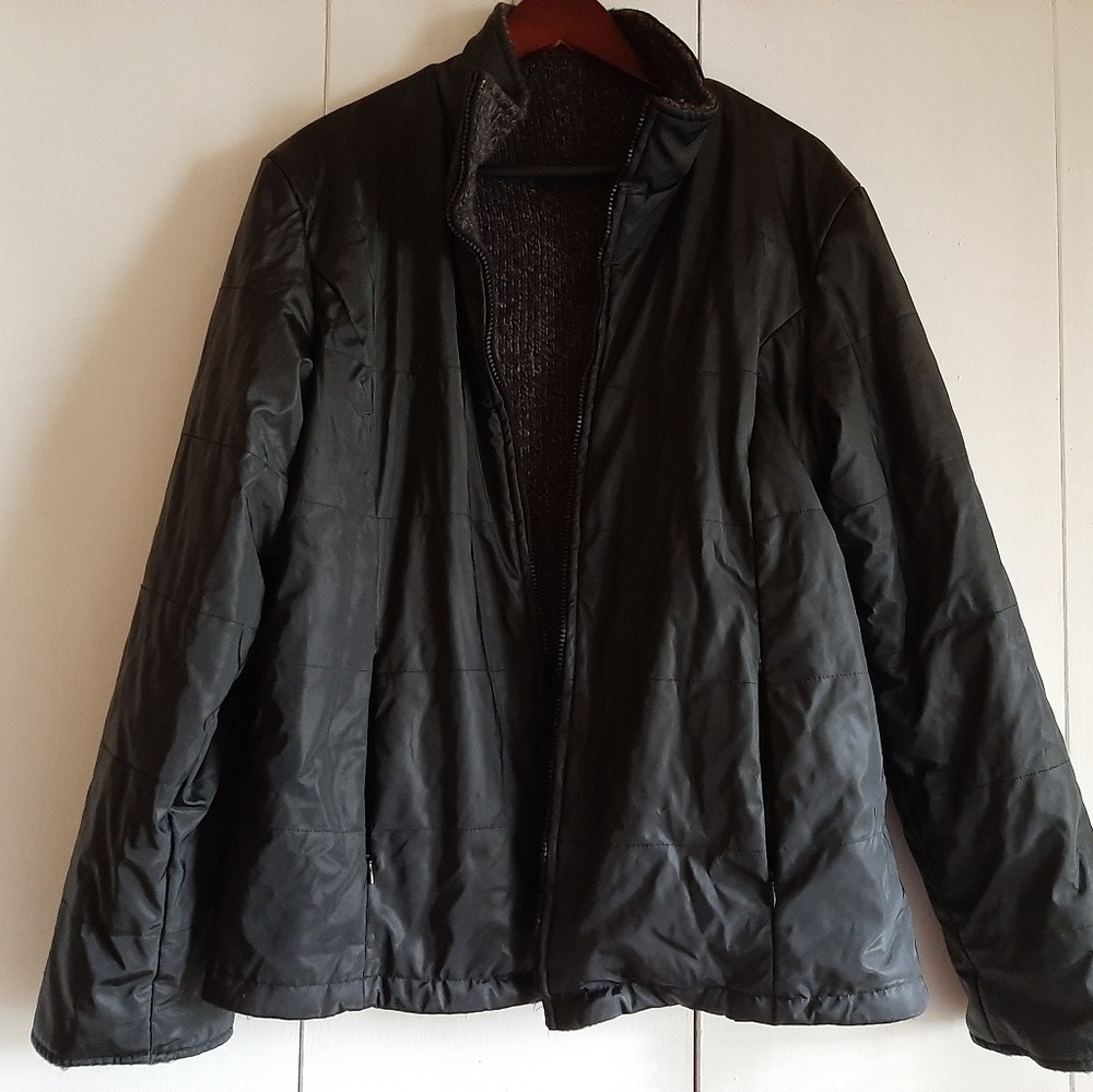 Braetan Women's black reversible jacket
